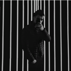 user-avatar