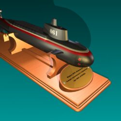 настольная модель подводной лодки