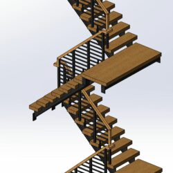 Лестница с деревянными ступенями